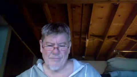 Snapshot of mrblade666 chatting on 02/18/26, 11:01 mrblade666 online show from 02/18/26, 11:01