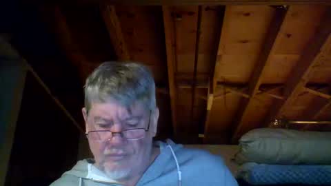 Snapshot of mrblade666 chatting on 03/03/26, 11:32 mrblade666 online show from 03/03/26, 11:32