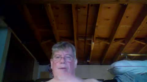 Snapshot of mrblade666 chatting on 03/11/26, 01:22 mrblade666 online show from 03/11/26, 01:22