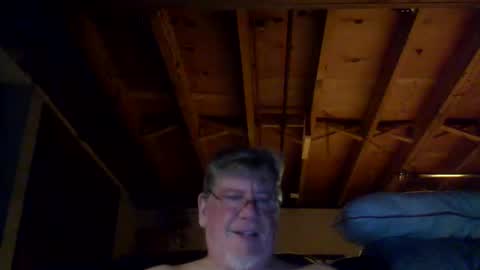 Snapshot of mrblade666 chatting on 03/27/26, 01:33 mrblade666 online show from 03/27/26, 01:33