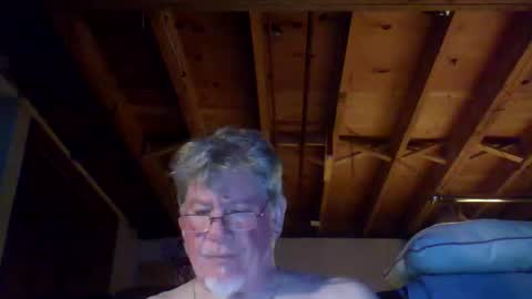 Snapshot of mrblade666 chatting on 04/16/26, 11:51 mrblade666 online show from 04/16/26, 11:51