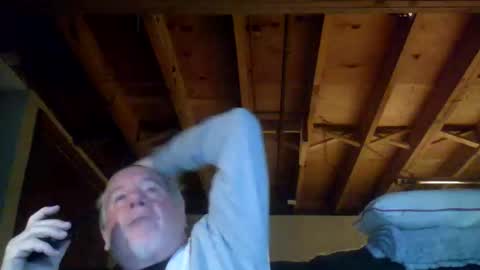 Snapshot of mrblade666 chatting on 04/21/26, 11:18 mrblade666 online show from 04/21/26, 11:18