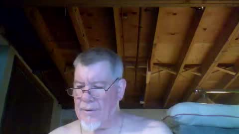 Snapshot of mrblade666 chatting on 05/01/26, 11:04 mrblade666 online show from 05/01/26, 11:04