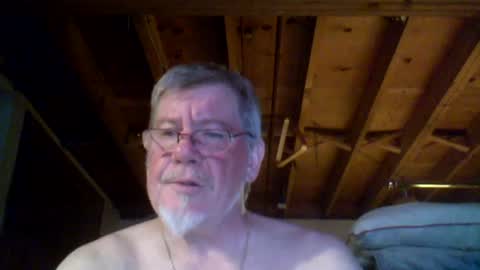 Snapshot of mrblade666 chatting on 06/12/26, 12:42 mrblade666 online show from 06/12/26, 12:42
