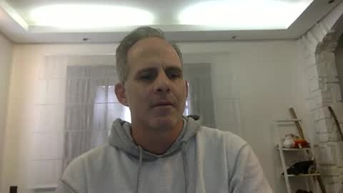 Snapshot of mrbulgez chatting on 05/31/26, 04:14 mrbulgez online show from 05/31/26, 04:14