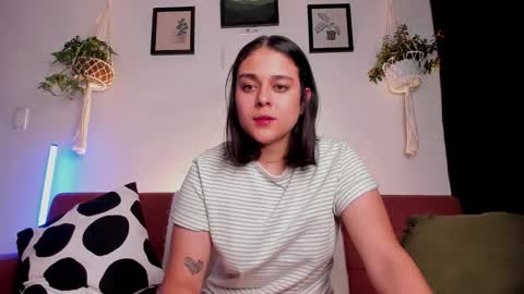 Laura online show from 10/21/25, 03:40