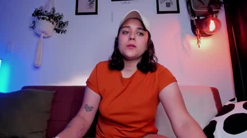 Laura online show from 11/28/25, 10:34