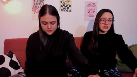 Snapshot of mrbuu_ chatting on 07/02/26, 01:16 Laura online show from 07/02/26, 01:16