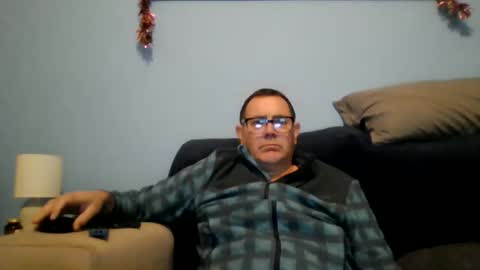 Mrcaruso online show from 12/22/25, 07:44
