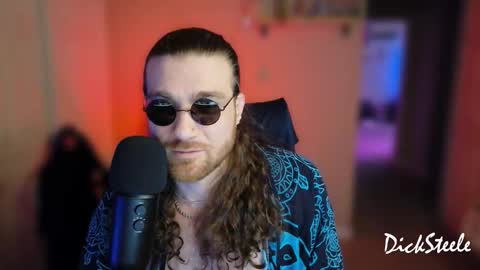 Snapshot of mrdicksteele chatting on 11/04/25, 04:22 Dick Steele online show from 11/04/25, 04:22