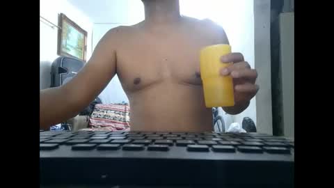 Snapshot of mrdongato01 chatting on 01/16/25, 03:23 Gato online show from 01/16/25, 03:23