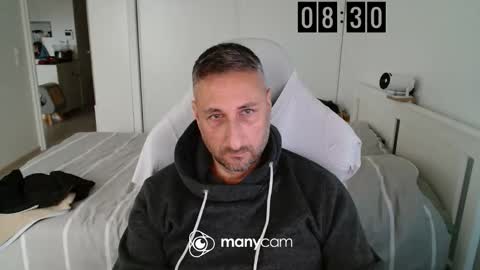 mrdr0o0o online show from 11/21/25, 07:29