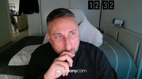 mrdr0o0o online show from 11/24/25, 11:32