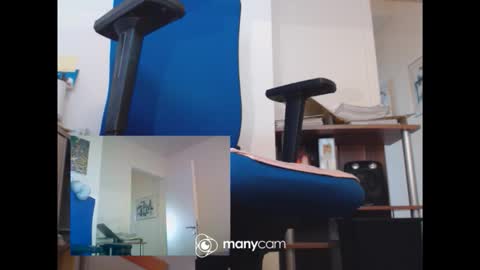 Snapshot of mrduplo1975 chatting on 05/06/26, 02:44 MrJohnsen1975 online show from 05/06/26, 02:44