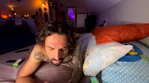 Snapshot of mrfanceypants chatting on 10/01/25, 06:19 mrfanceypants online show from 10/01/25, 06:19