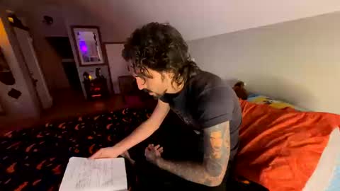 Snapshot of mrfanceypants chatting on 10/12/25, 05:28 mrfanceypants online show from 10/12/25, 05:28