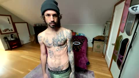 Snapshot of mrfanceypants chatting on 11/06/25, 10:21 mrfanceypants online show from 11/06/25, 10:21