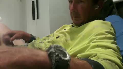 mrgray11xxx aussie online show from 10/25/25, 02:46