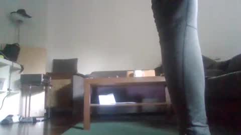 Snapshot of mrhandsomelovee chatting on 09/26/25, 08:51 Nikola online show from 09/26/25, 08:51