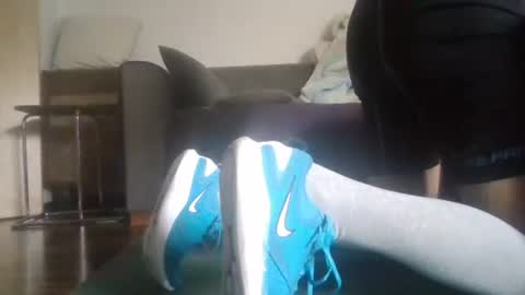 Snapshot of mrhandsomelovee chatting on 10/23/25, 08:35 Nikola online show from 10/23/25, 08:35