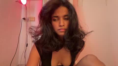 mriea_ online show from 06/03/26, 03:42