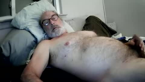 Snapshot of mrjames59 chatting on 01/13/25, 04:07 mrjames59 online show from 01/13/25, 04:07