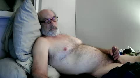 Snapshot of mrjames59 chatting on 01/18/25, 09:34 mrjames59 online show from 01/18/25, 09:34