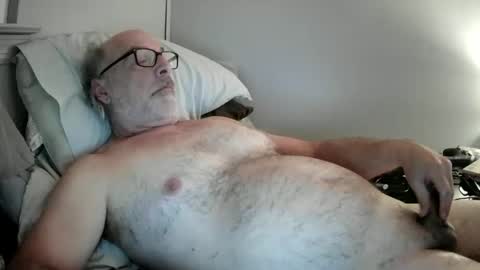 Snapshot of mrjames59 chatting on 02/22/25, 10:40 mrjames59 online show from 02/22/25, 10:40