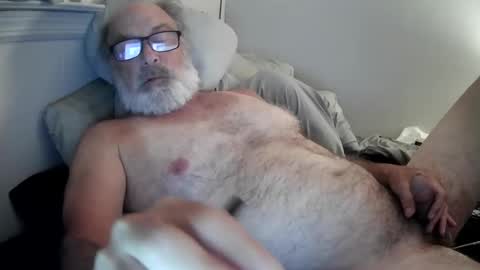 Snapshot of mrjames59 chatting on 09/20/25, 04:24 mrjames59 online show from 09/20/25, 04:24