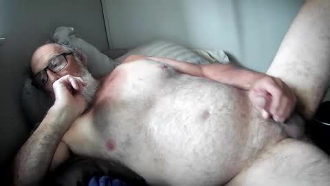 Snapshot of mrjames59 chatting on 09/21/25, 03:02 mrjames59 online show from 09/21/25, 03:02