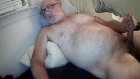 Snapshot of mrjames59 chatting on 09/28/25, 08:09 mrjames59 online show from 09/28/25, 08:09