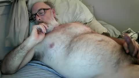 Snapshot of mrjames59 chatting on 11/06/25, 03:51 mrjames59 online show from 11/06/25, 03:51