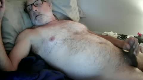 Snapshot of mrjames59 chatting on 11/11/25, 11:21 mrjames59 online show from 11/11/25, 11:21