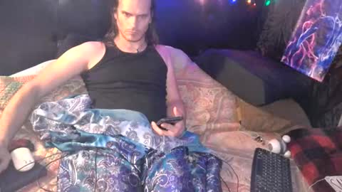 Snapshot of mrkinksized chatting on 01/15/25, 05:08 MrKinkSized online show from 01/15/25, 05:08