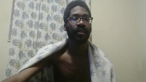 Snapshot of mrlonely1995 chatting on 01/13/25, 02:28 or Terrance Sometimes Lil Tease online show from 01/13/25, 02:28