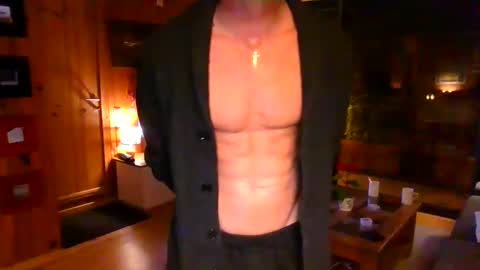 Snapshot of mrlong23cm chatting on 12/21/24, 10:19 Mr Long online show from 12/21/24, 10:19