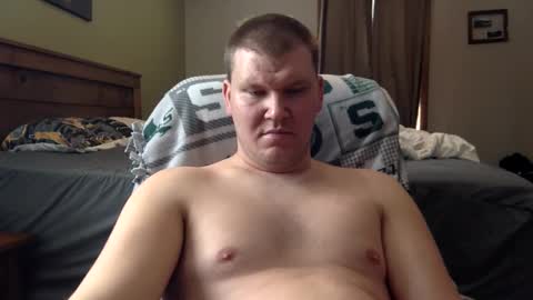 Snapshot of mrlongm8 chatting on 02/06/25, 06:35 mrlongm8 online show from 02/06/25, 06:35