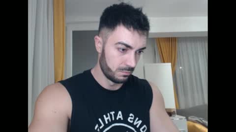 MrLuck online show from 02/02/25, 04:54