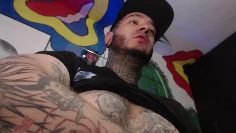 Snapshot of mrmanny__ chatting on 10/26/25, 12:38 mrmanny__ online show from 10/26/25, 12:38