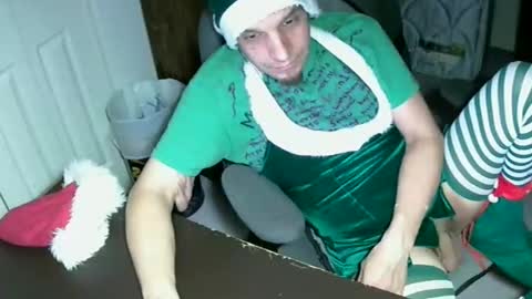 Snapshot of mrmarcxxcam chatting on 12/16/25, 05:34 MrMarc online show from 12/16/25, 05:34