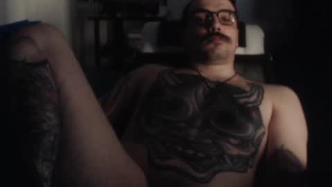 Snapshot of mrn0ice chatting on 11/08/25, 09:46 MR NO ICE online show from 11/08/25, 09:46