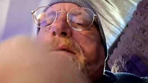 Snapshot of mrnmrsfucks4u chatting on 04/30/26, 05:08 mrnmrsfucks4u online show from 04/30/26, 05:08