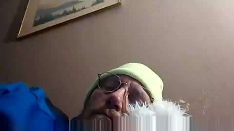 Snapshot of mrnmrsfucks4u2 chatting on 02/28/25, 02:53 Mrnmrsfucks4u2 online show from 02/28/25, 02:53