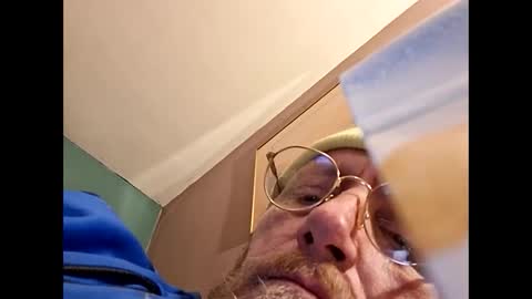 Snapshot of mrnmrsfucks4u2 chatting on 03/08/25, 10:34 Mrnmrsfucks4u2 online show from 03/08/25, 10:34