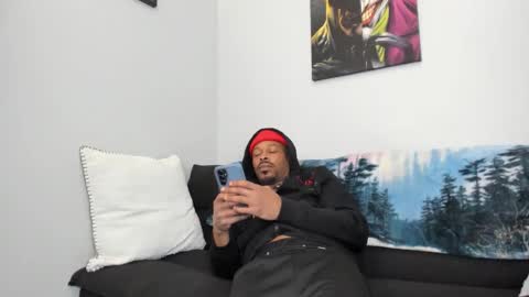 Snapshot of mromg007 chatting on 02/19/25, 11:57 mromg007 online show from 02/19/25, 11:57