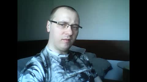 Snapshot of mronlymasturbate chatting on 03/09/25, 08:18 mronlymasturbate online show from 03/09/25, 08:18