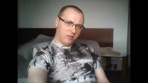 Snapshot of mronlymasturbate chatting on 03/09/25, 11:36 mronlymasturbate online show from 03/09/25, 11:36