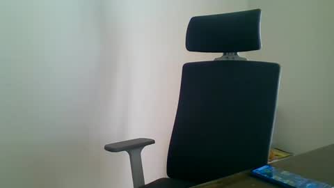Snapshot of mrralph__90 chatting on 03/05/26, 10:33 Mrralph online show from 03/05/26, 10:33