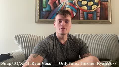 Snapshot of mrryanvoss chatting on 01/04/25, 04:11 Mr Ryan Voss online show from 01/04/25, 04:11