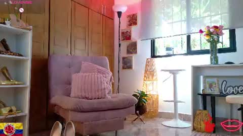 Snapshot of mrs_edha_ chatting on 06/20/26, 02:42 Edha online show from 06/20/26, 02:42